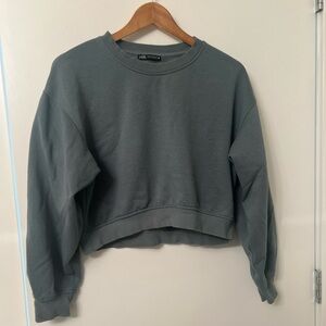 Zara Cropped Boxy Sweatshirt - Size Medium